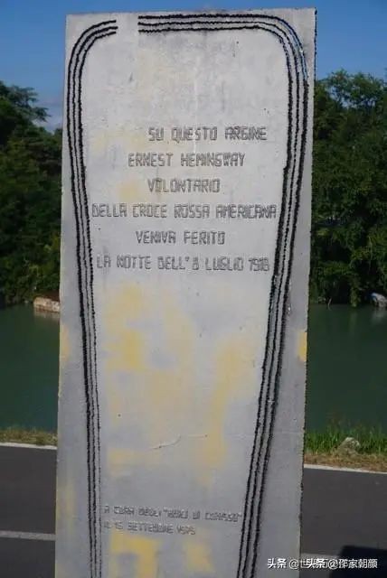 海明威两次坠机,海明威一战