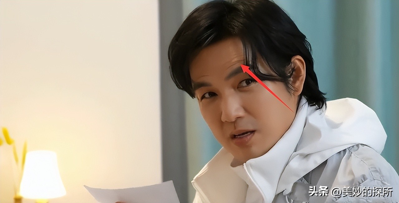 黄宗泽钟汉良同台,钟汉良和黄宗泽谁大