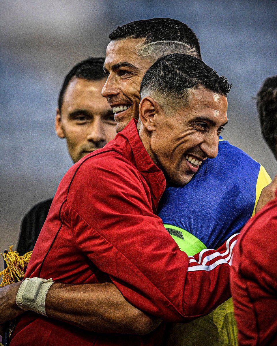 尴尬c罗罕见罚丢点球,c罗恶意犯规迪马利亚