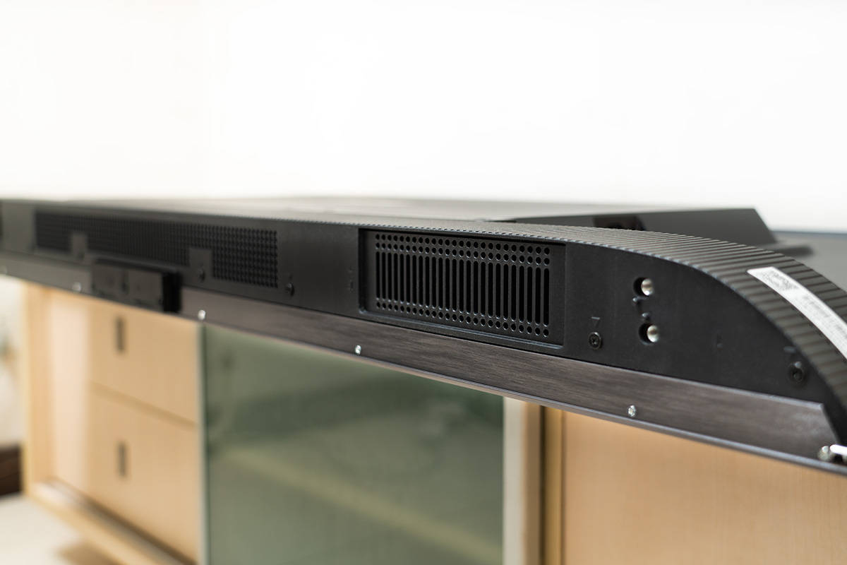 雷鸟鹏655寸4K游戏电视评测,雷鸟55寸曲面电视测评