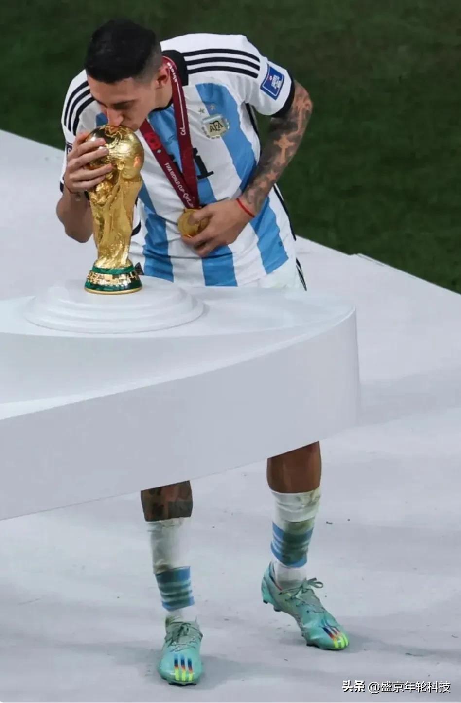 七百万身价决赛之王踢出一亿身价！突破造点、射门得分，无所不能