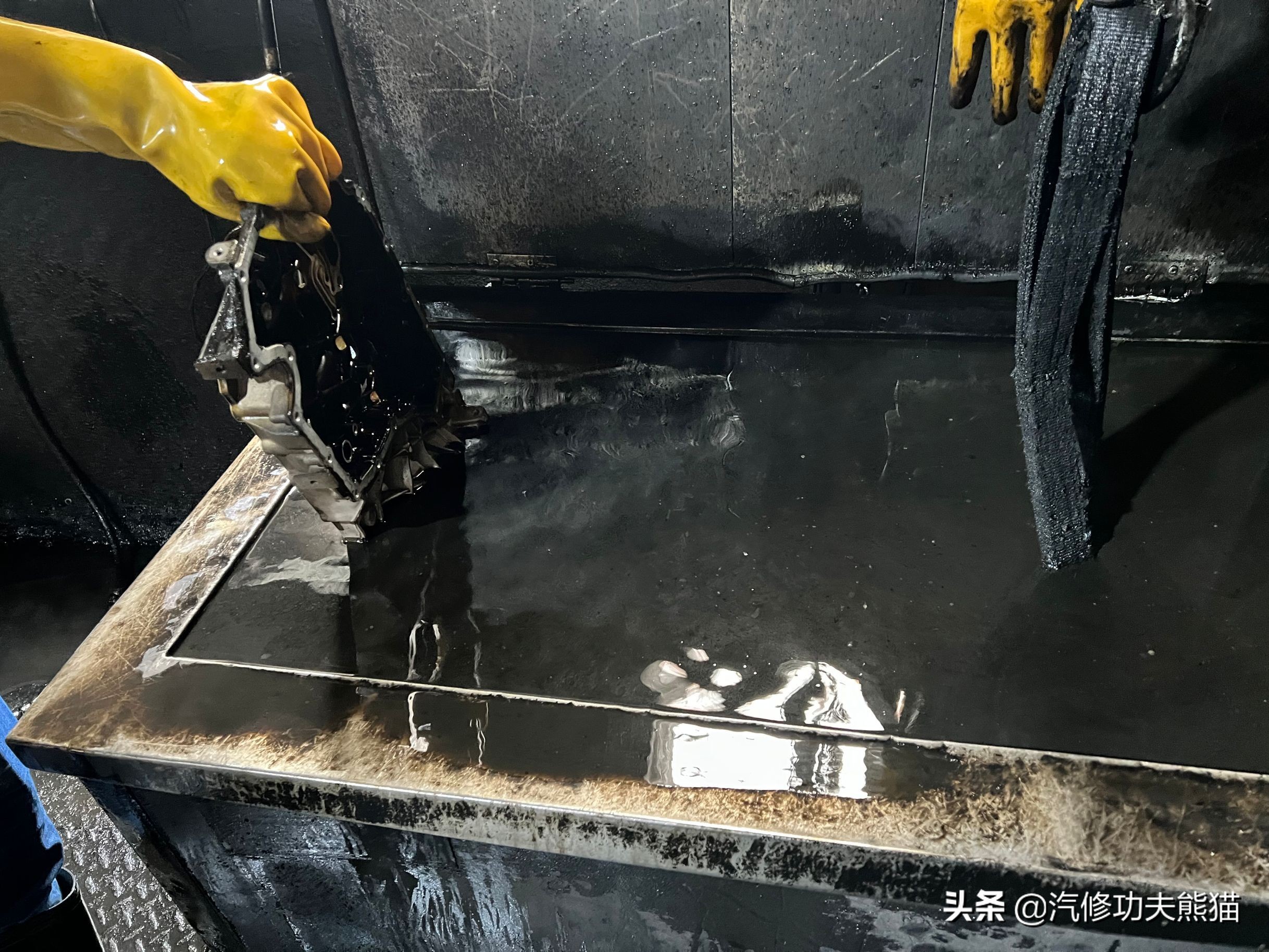 老车翻新修复奥迪a4,修复报废奥迪a4