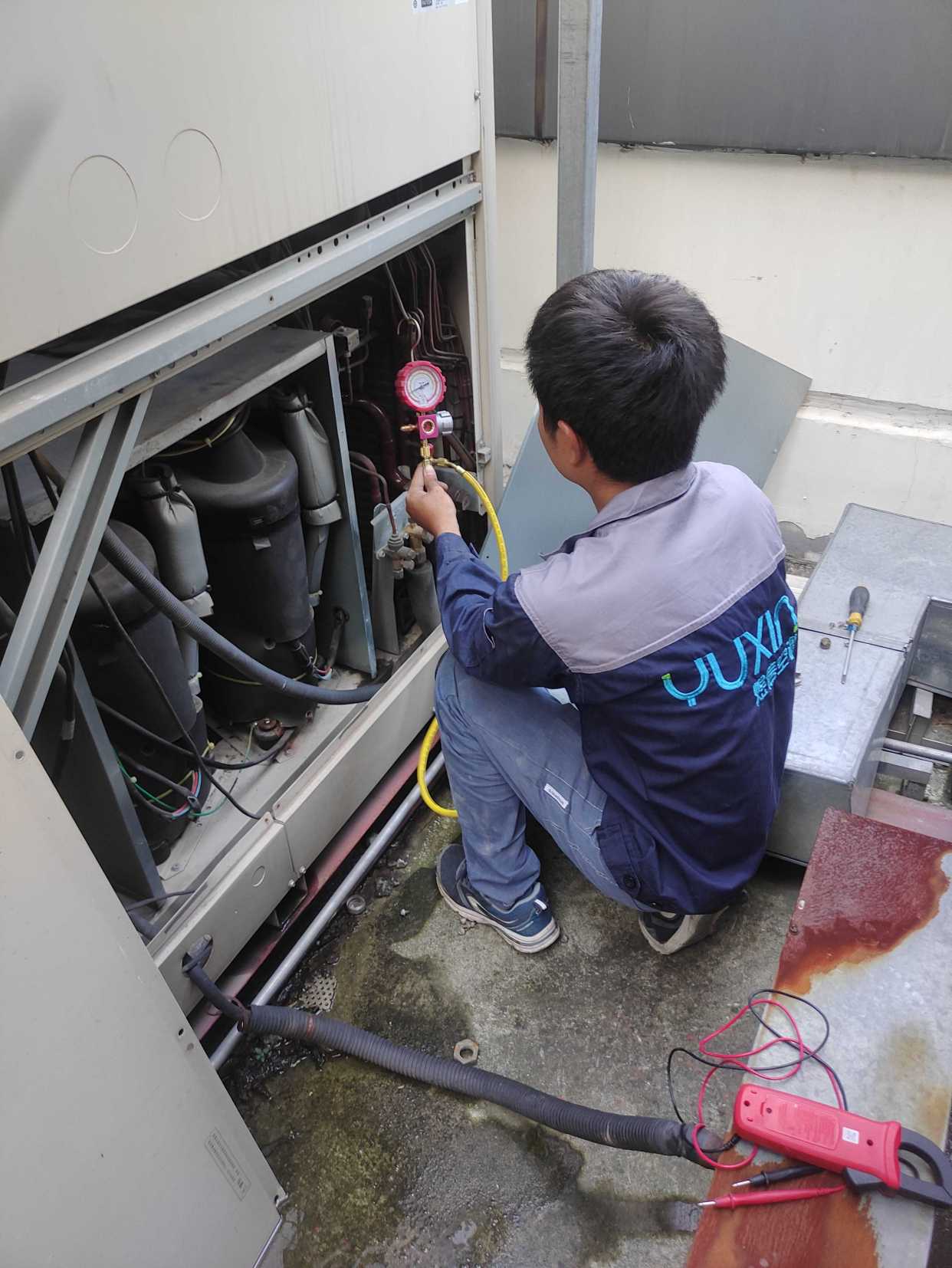 海尔中央空调显示e06是什么故障,海尔中央空调e6缺氟故障