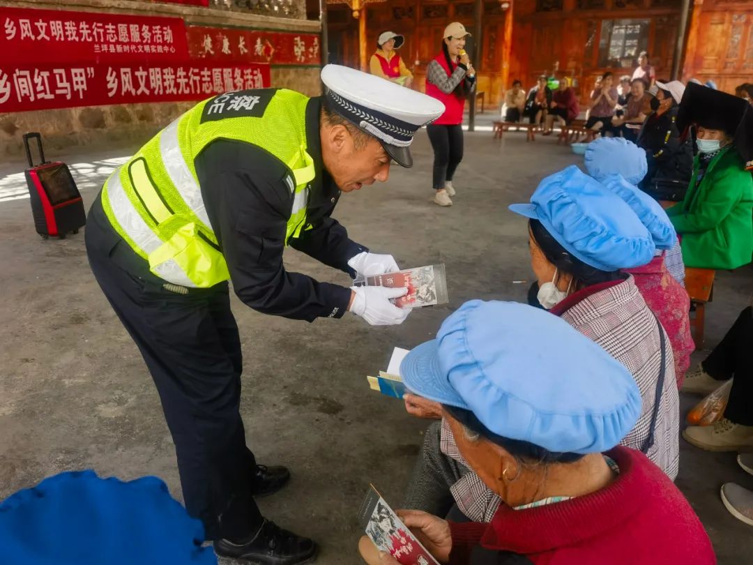 路通到哪里交通安全宣传就讲到哪里