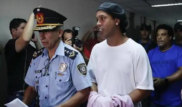 一念天堂一念地狱足球,一念天堂一念地狱是非得失