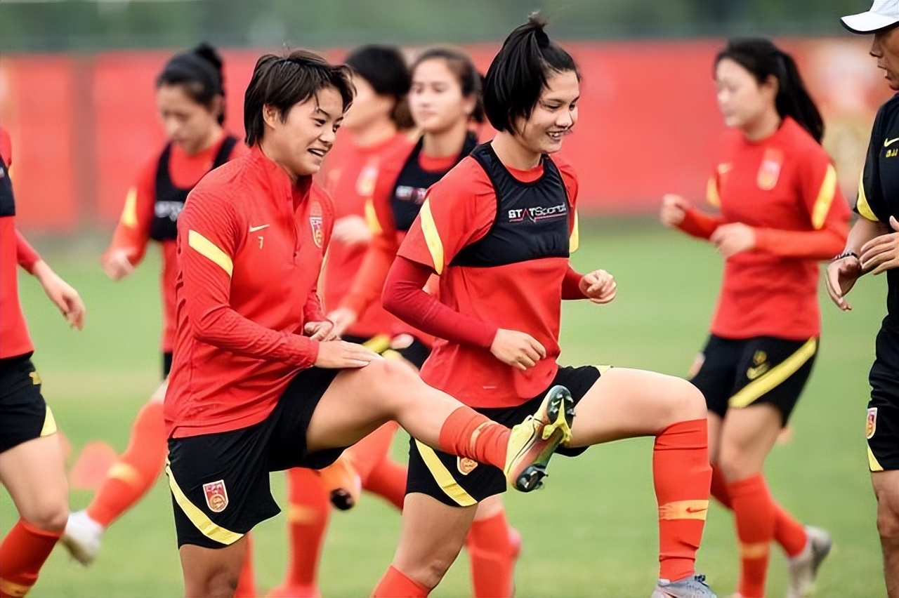 中国队u17女足夺冠,u17女足教练王洪亮