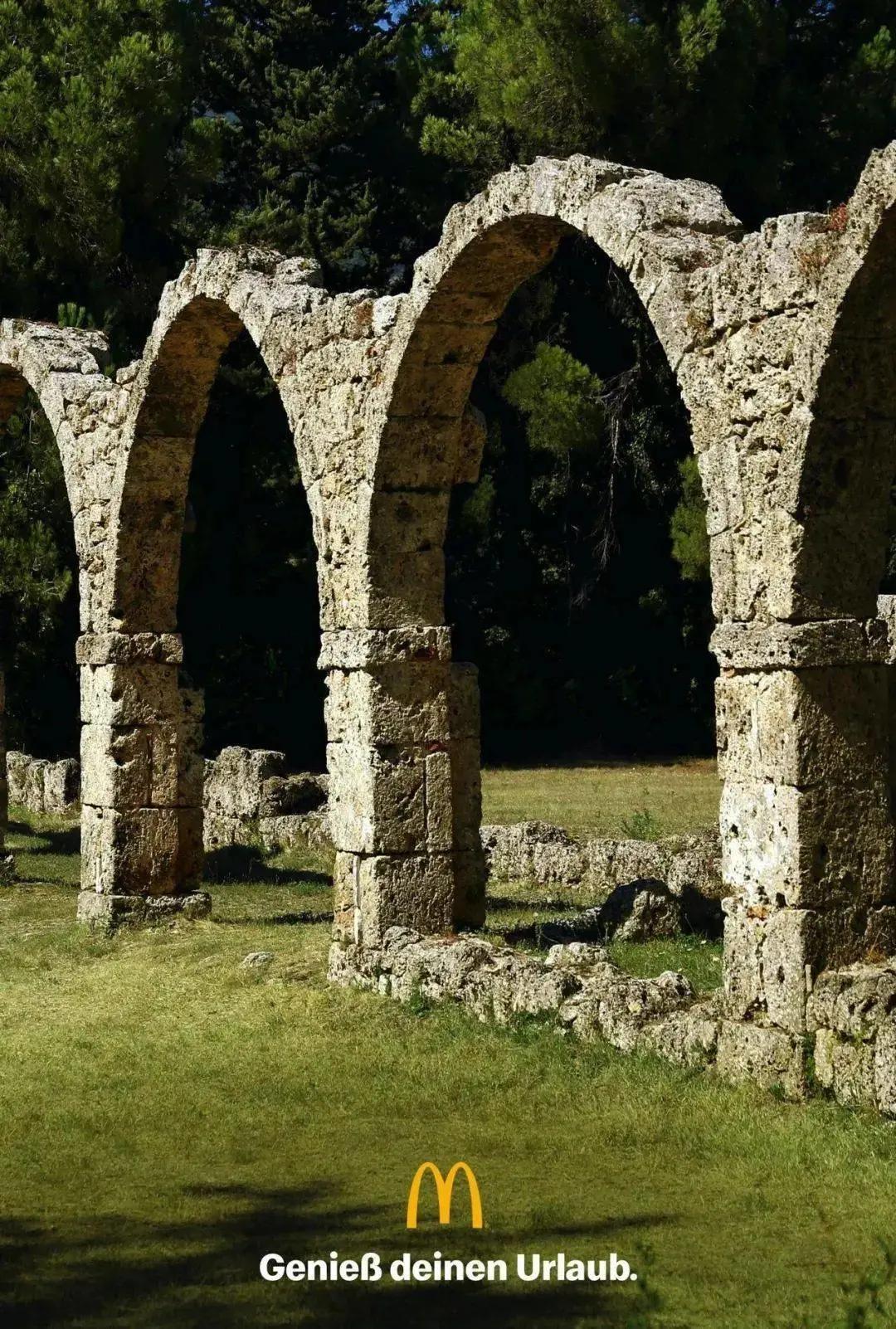 麦当劳新品汉堡海报,麦当劳最新夏日海报分析