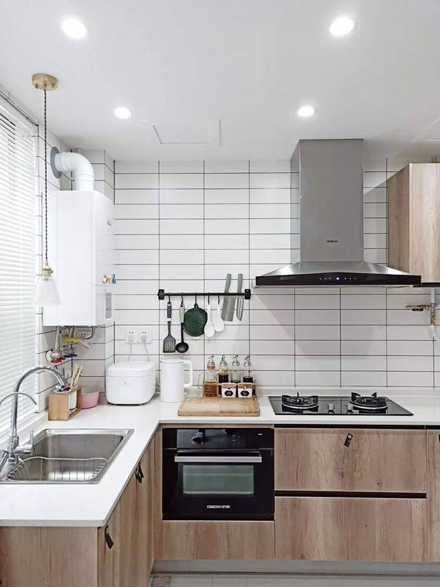 美的燃气热水器安装费大概多少钱,燃气热水器安装费要400多正常吗