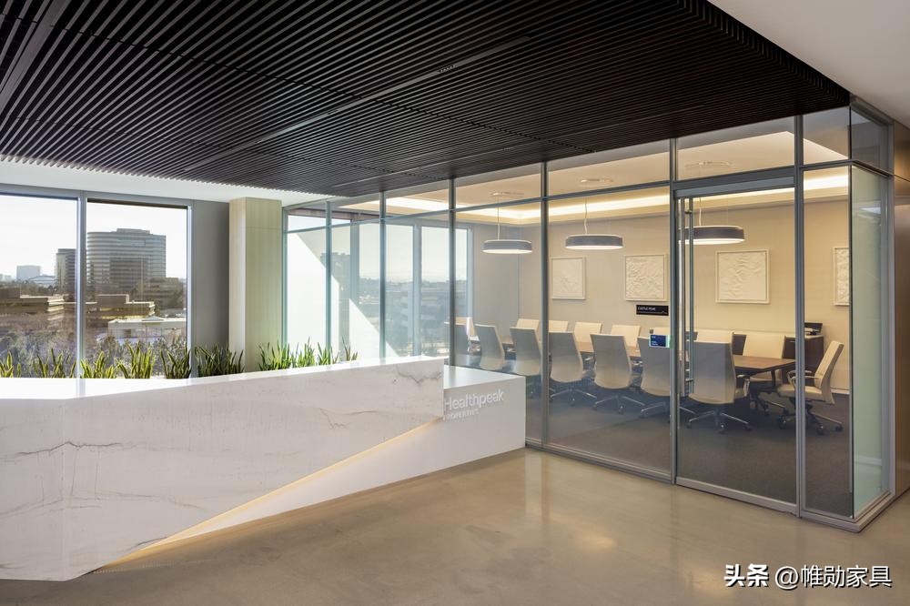 办公室设计布局破局,办公室设计显大