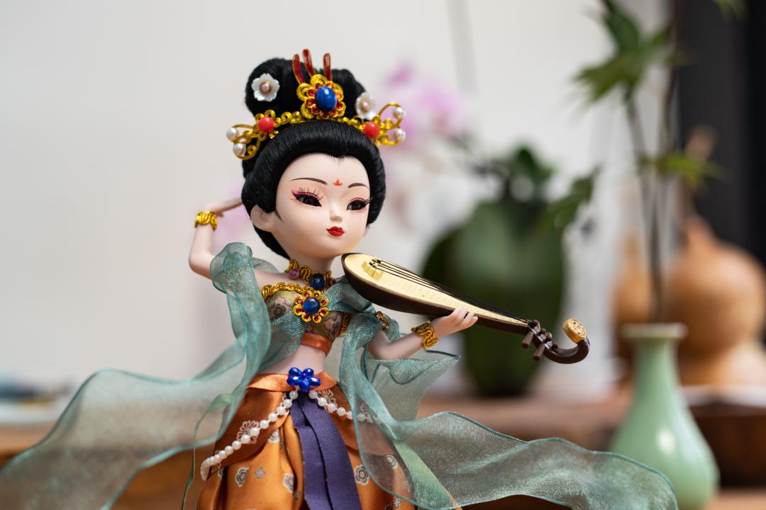 中国的芭比娃娃是谁,被人们称为真人芭比娃娃