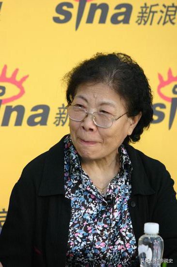 《咱爸咱妈》播出27载，妈妈大妹都已去世，大儿媳罗西淡出影视圈