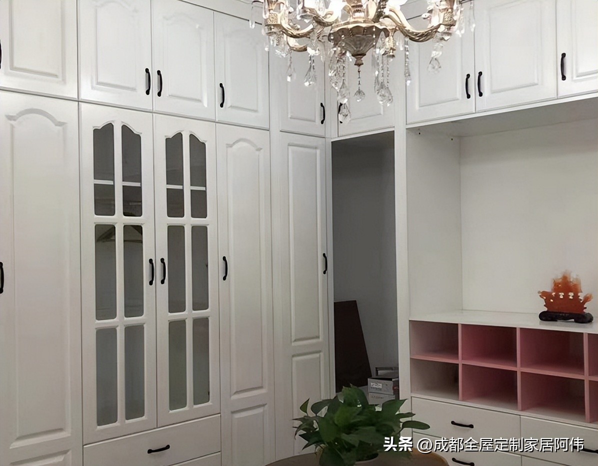 高密度板柜门甲醛对室内影响大吗,衣柜甲醛达标靠封边吗