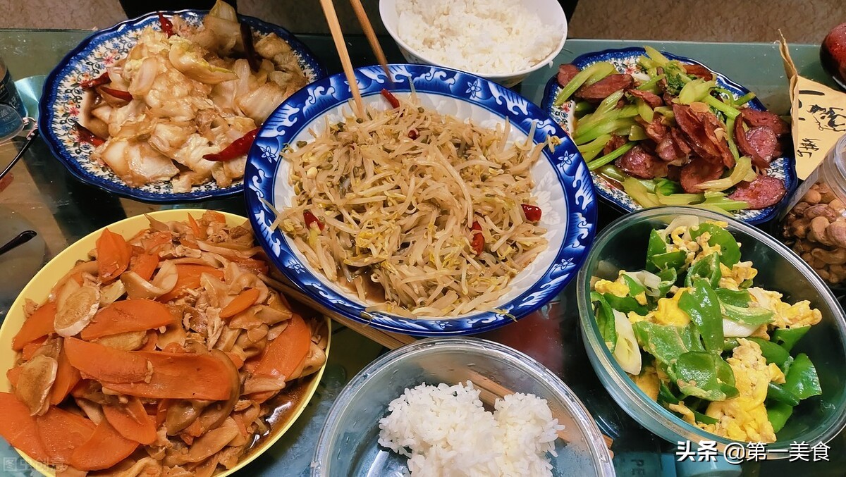 中国航天员的饮食vs外国人伙食,航天员的一日三餐是怎么安排的