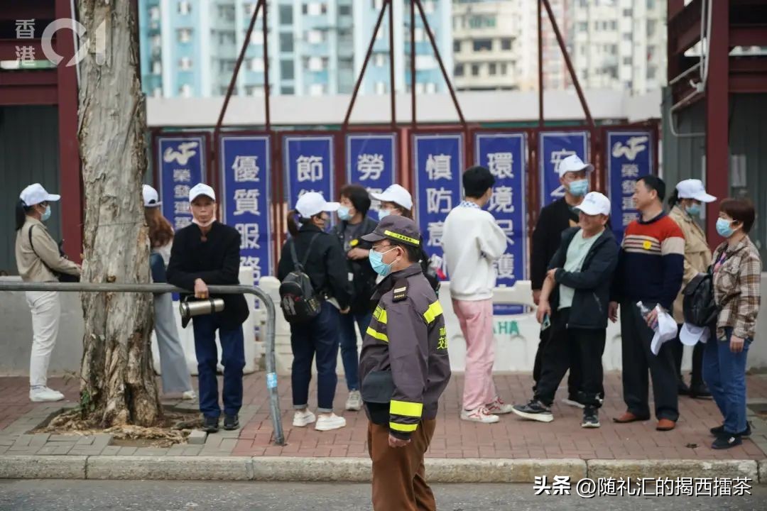 内地游客游览香港,香港对内地游客的态度