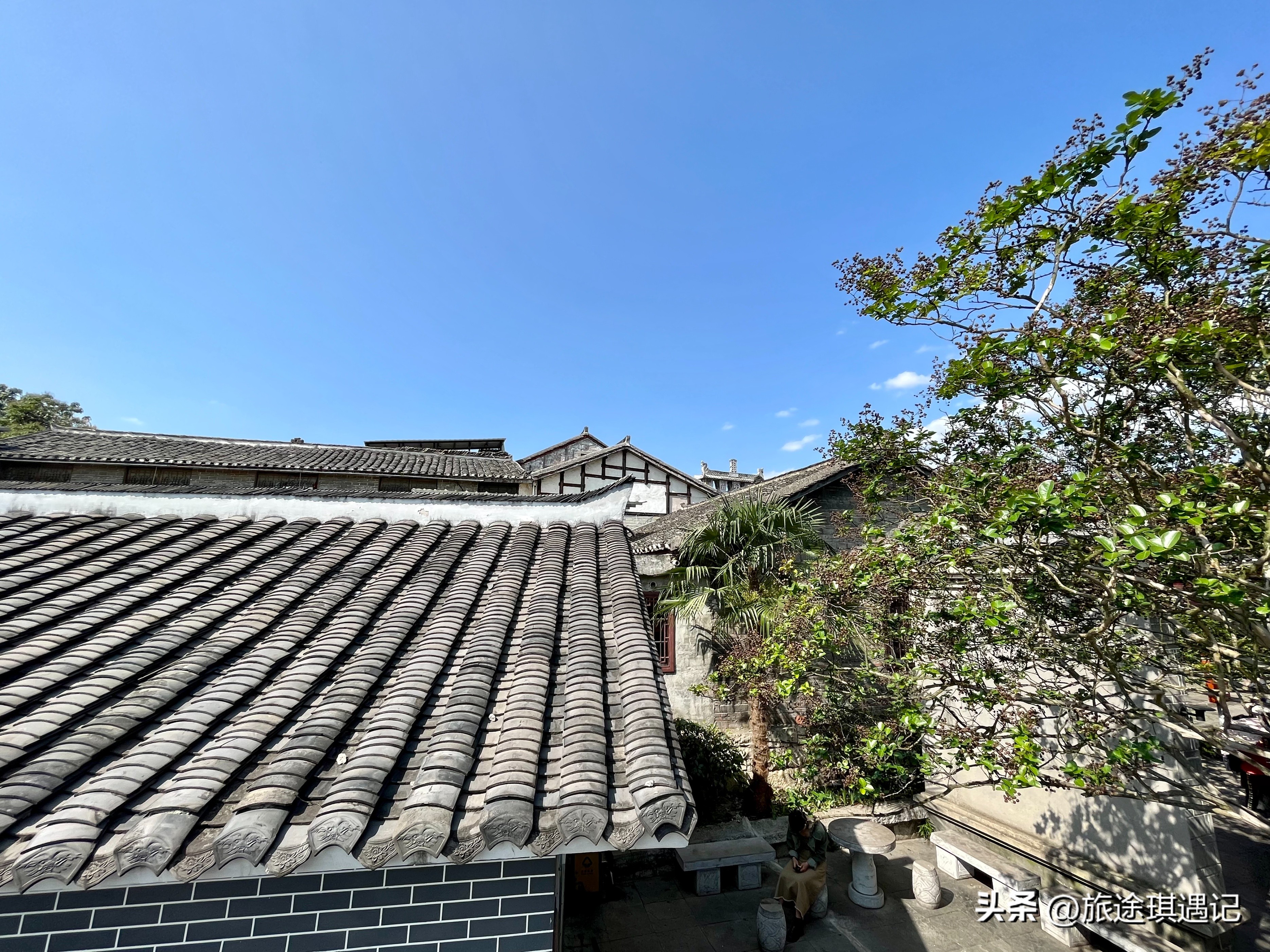 贵阳市5a级景区青岩古镇水果捞,青岩古镇附近的布依古寨