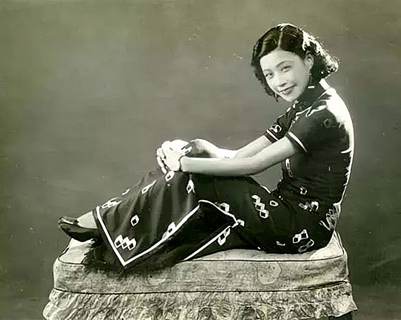 民国时期严查妇女束胸，发现一次罚款50大洋，举报者有奖励