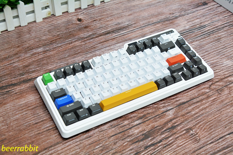 强上加强珂芝K75三模机械键盘与TTC钢铁轴的联合