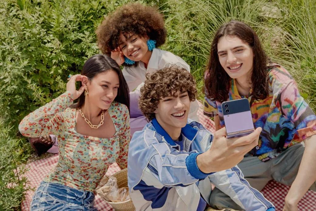 三星galaxyzflip5礼物,三星galaxyzfold惊喜好礼