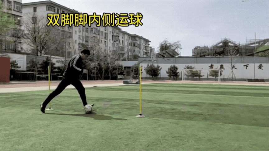 中考足球运球踢准的训练方法,体育中考足球运球怎么又快又稳