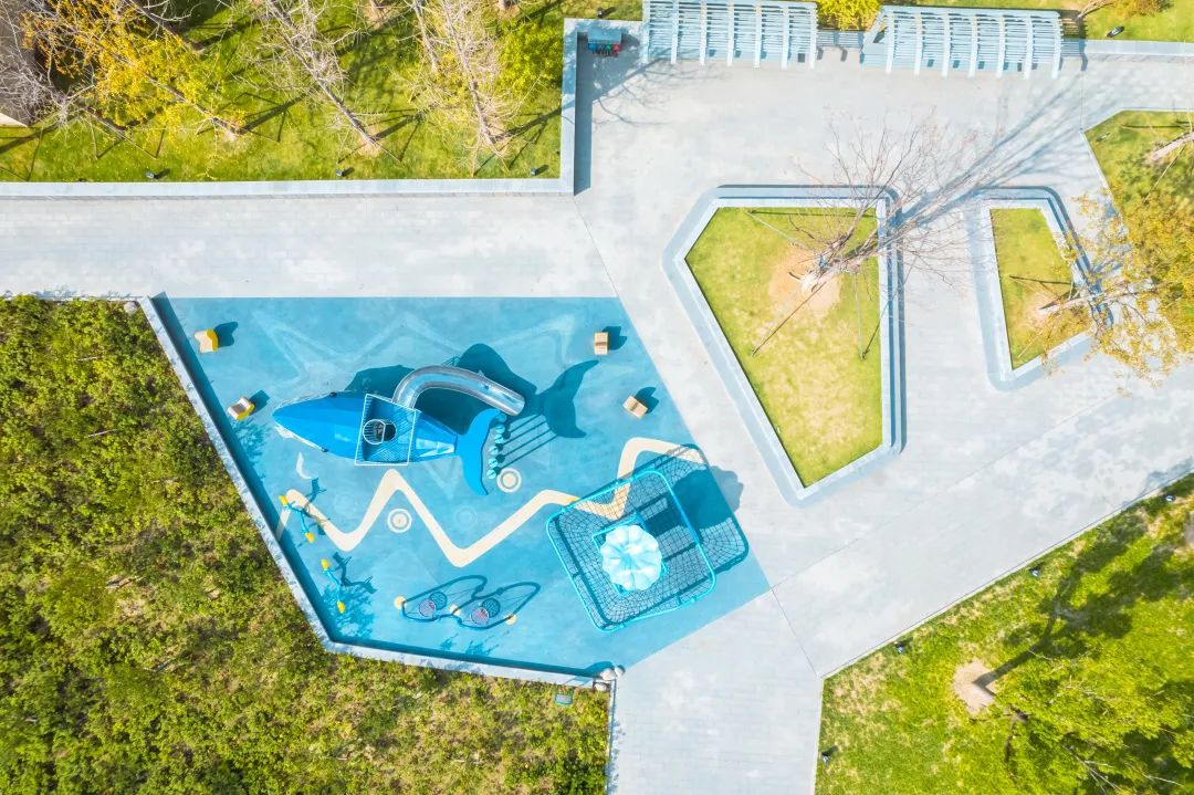 在尘世间的相遇,在城市的每一个角落不期而遇