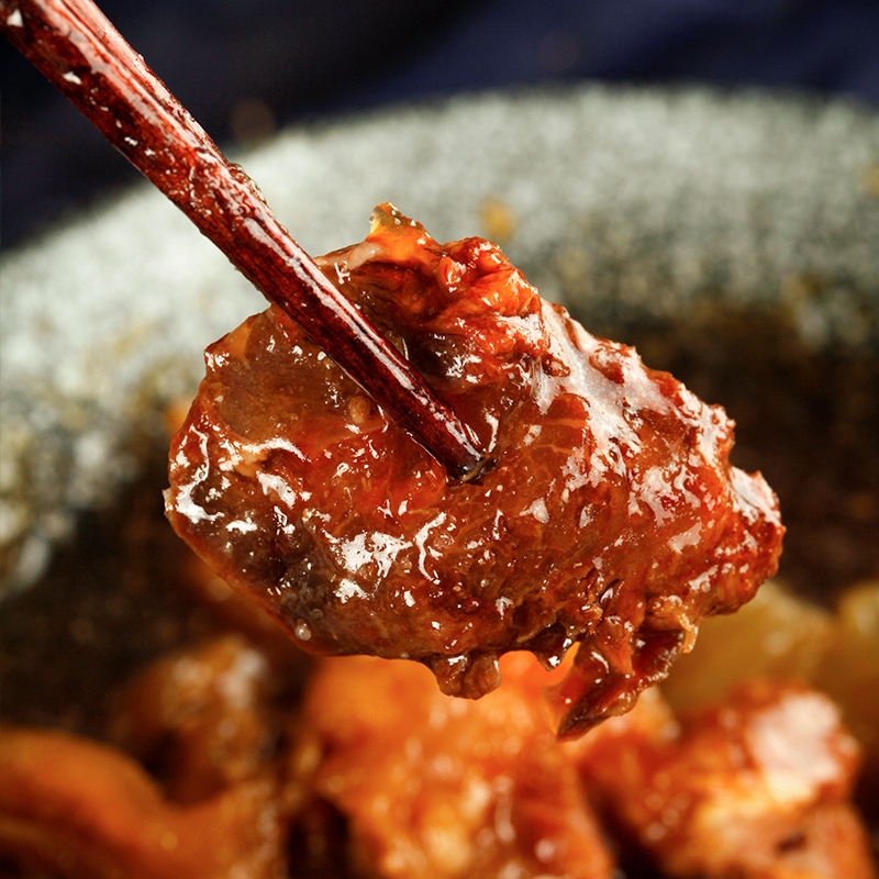 萝小萌食记｜吃了筋头巴脑，就当我去了呼伦贝尔