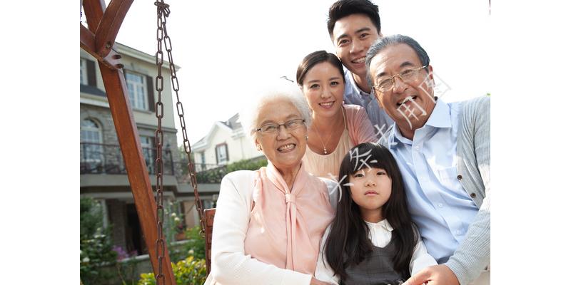 分家时大伯把烂滩地全给我爸,如今这里建高速,大伯肠子都悔青了