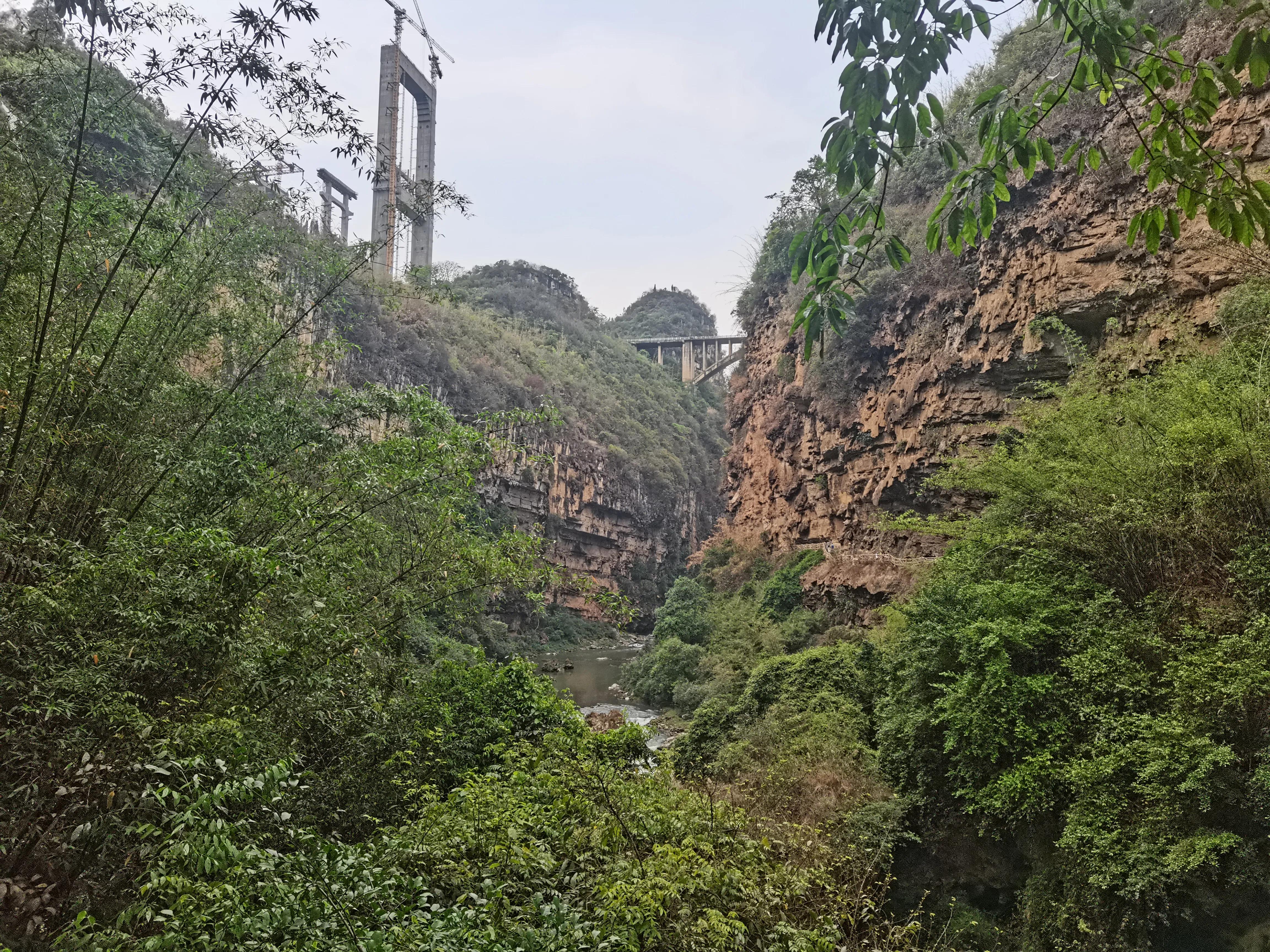 马岭河大峡谷风景区航拍,马岭河大峡谷风景区2024免门票吗