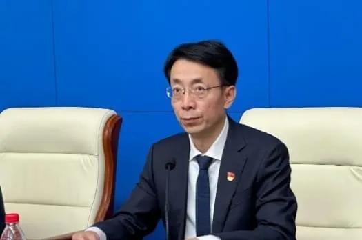 牵手门董小姐是川大的吗,成都牵手门董小姐