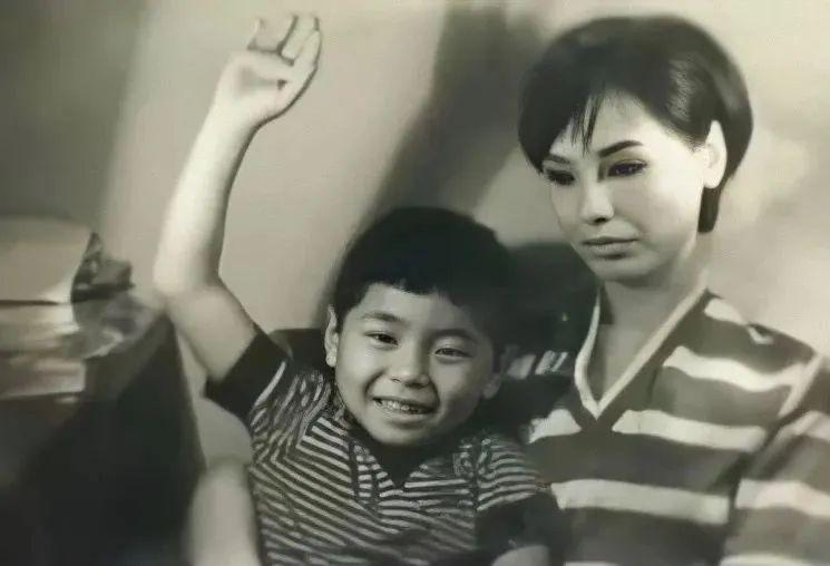 消失的歌星死亡,王杰消失十年