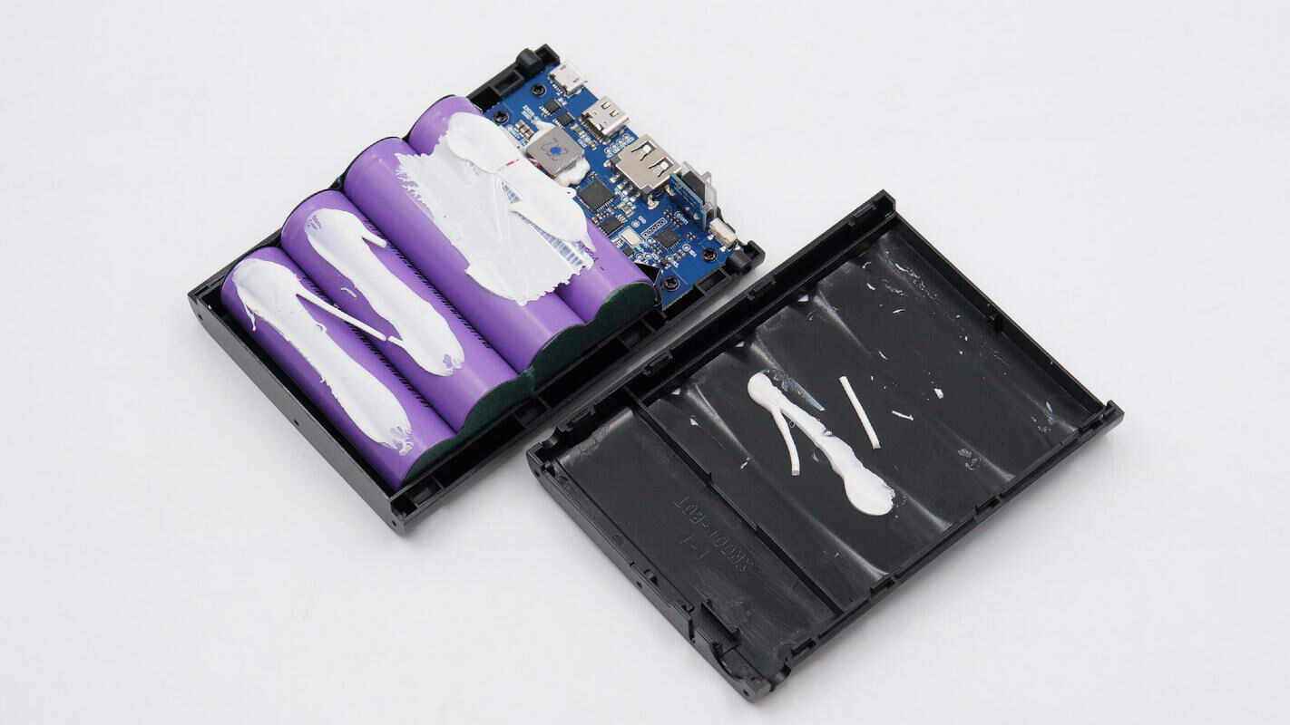 小牛充电宝拆解,小牛48v20a锂电充电器怎么拆