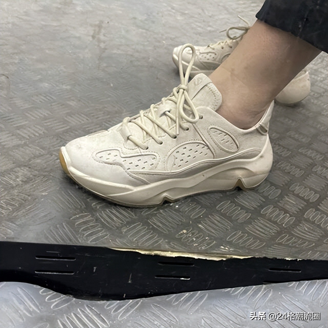 高防爱步同款休闲鞋,适合上街的舒适休闲鞋