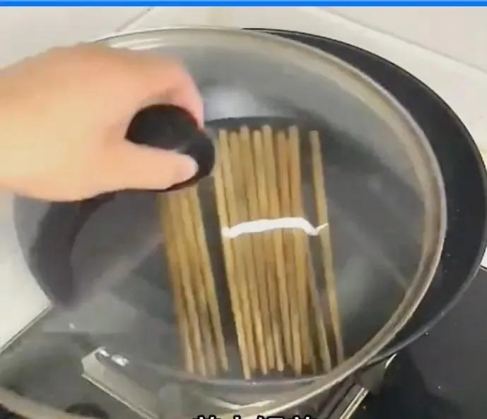 墙霉斑怎么去除,去除霉斑小妙招小苏打