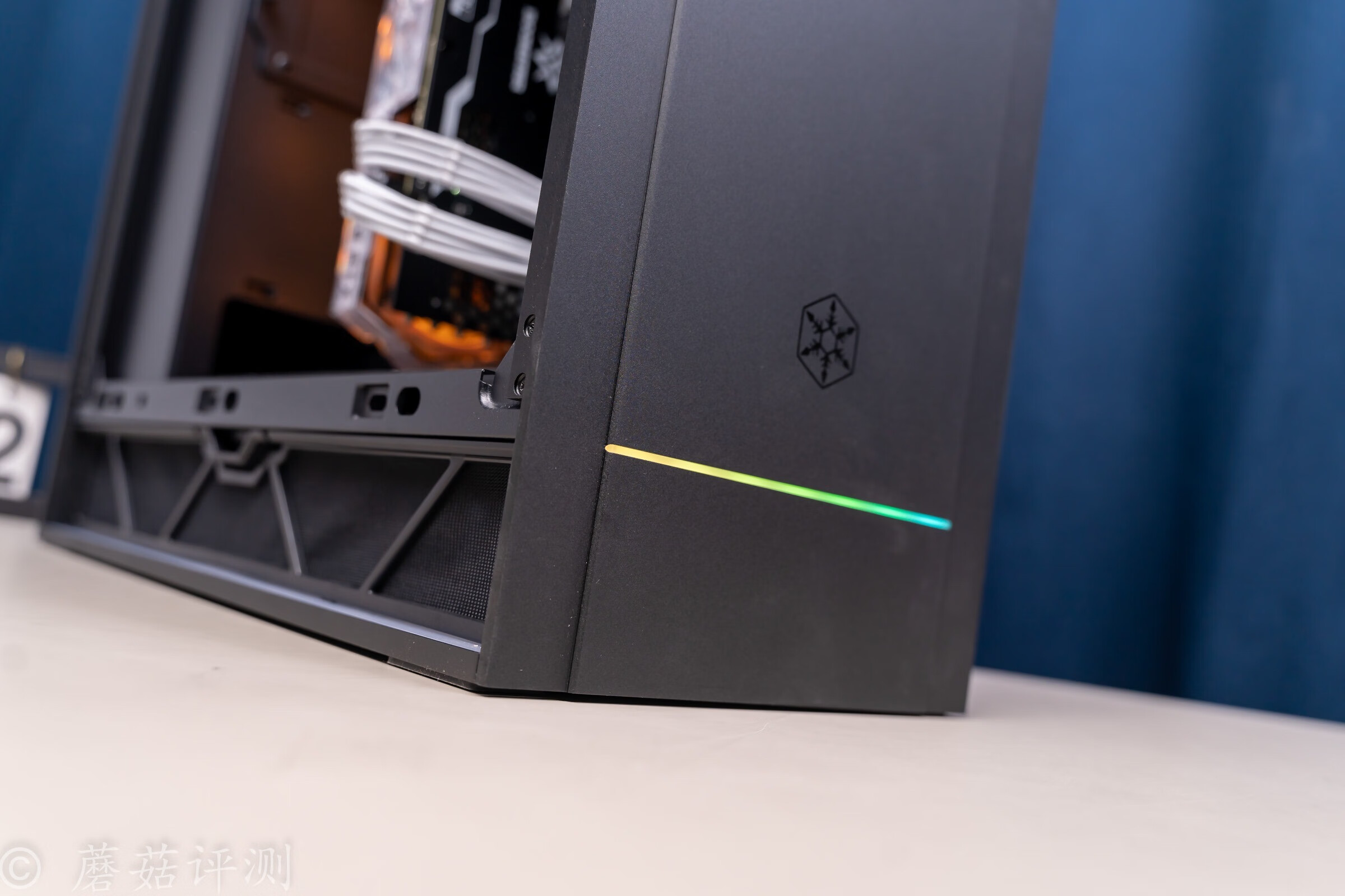 银欣穿甲弹风扇ap120i,银欣穿甲弹和猫头鹰a14