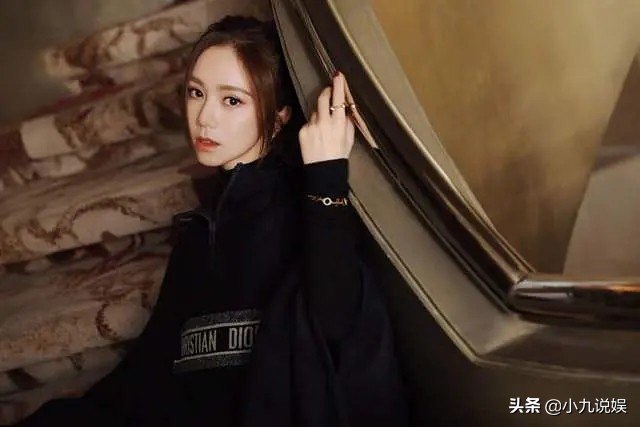 邓紫棋爱而不得的感情经历,邓紫棋男友魏骏杰的情史