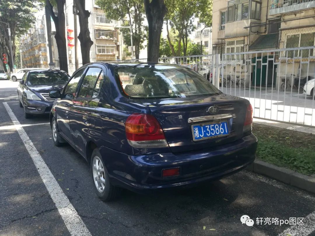 一汽威乐加长图片,04款一汽威乐新车售价