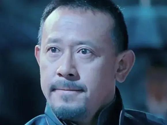 楚门队比赛,楚门的世界男主角扮演者