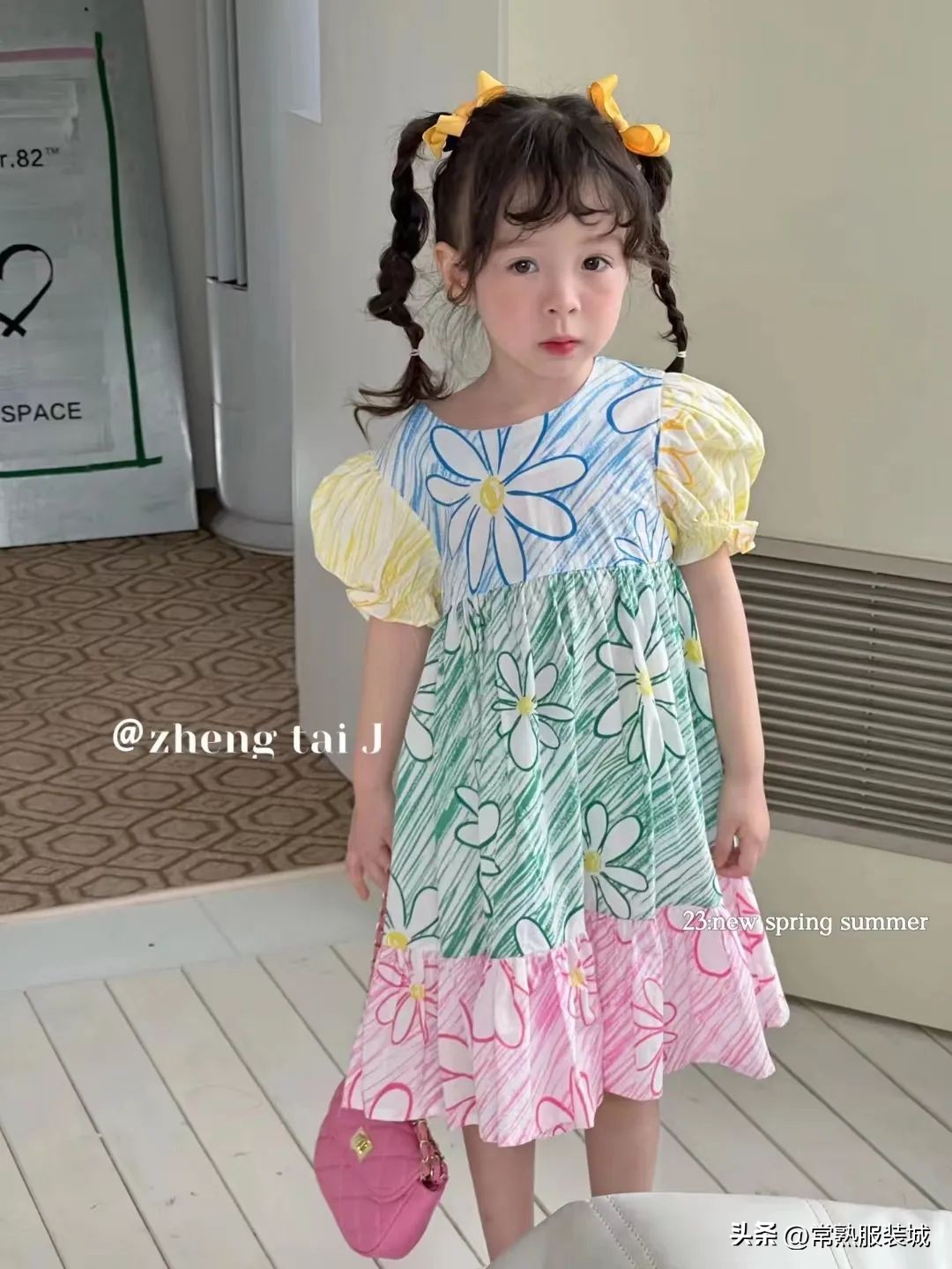 与你童行现场绘画主题,与你同行陪你长大图片