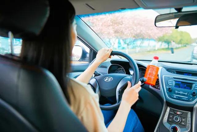 女人越老越怕什么？你认为是什么？