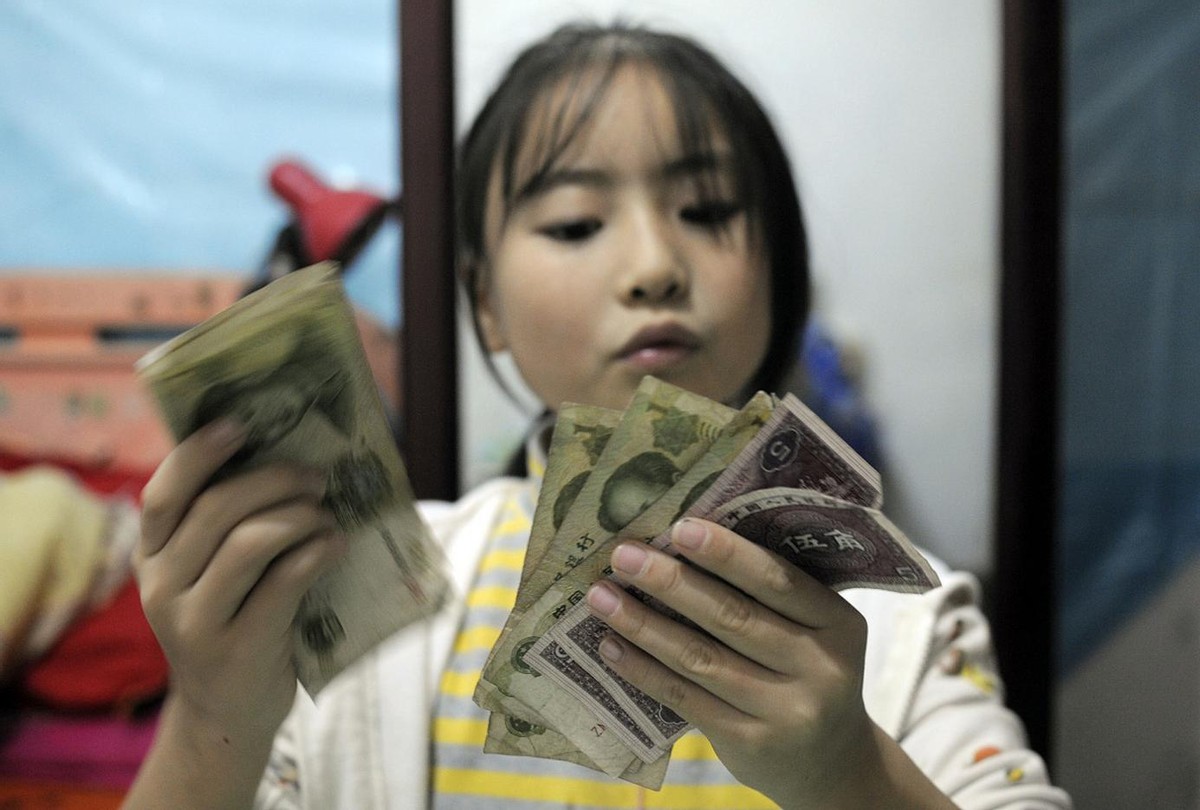 给孩子们零花钱时要考虑哪些因素,给孩子零花钱的正确打开方式