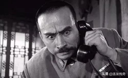 机智勇敢的女交通员通过号称“老虎卡”的我村炮楼