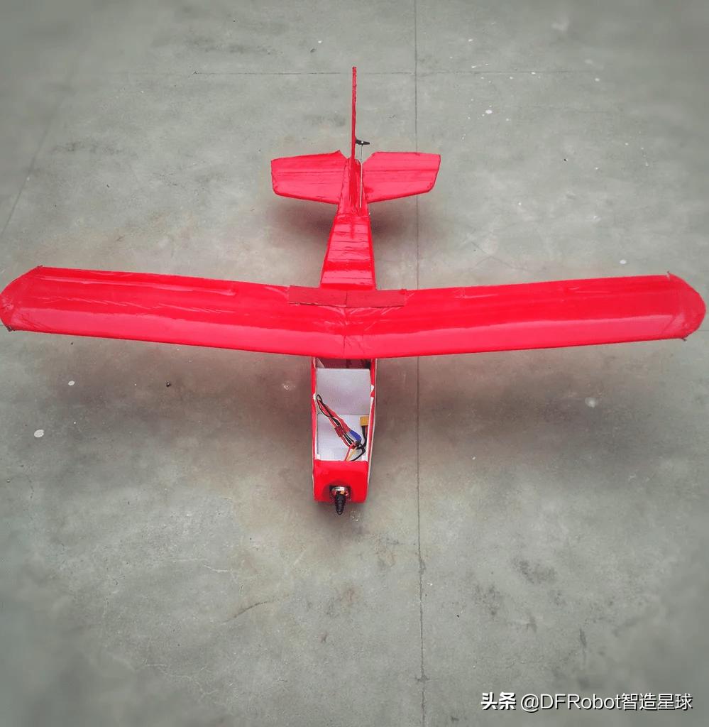 自制一架DHC-2海狸遥控飞机