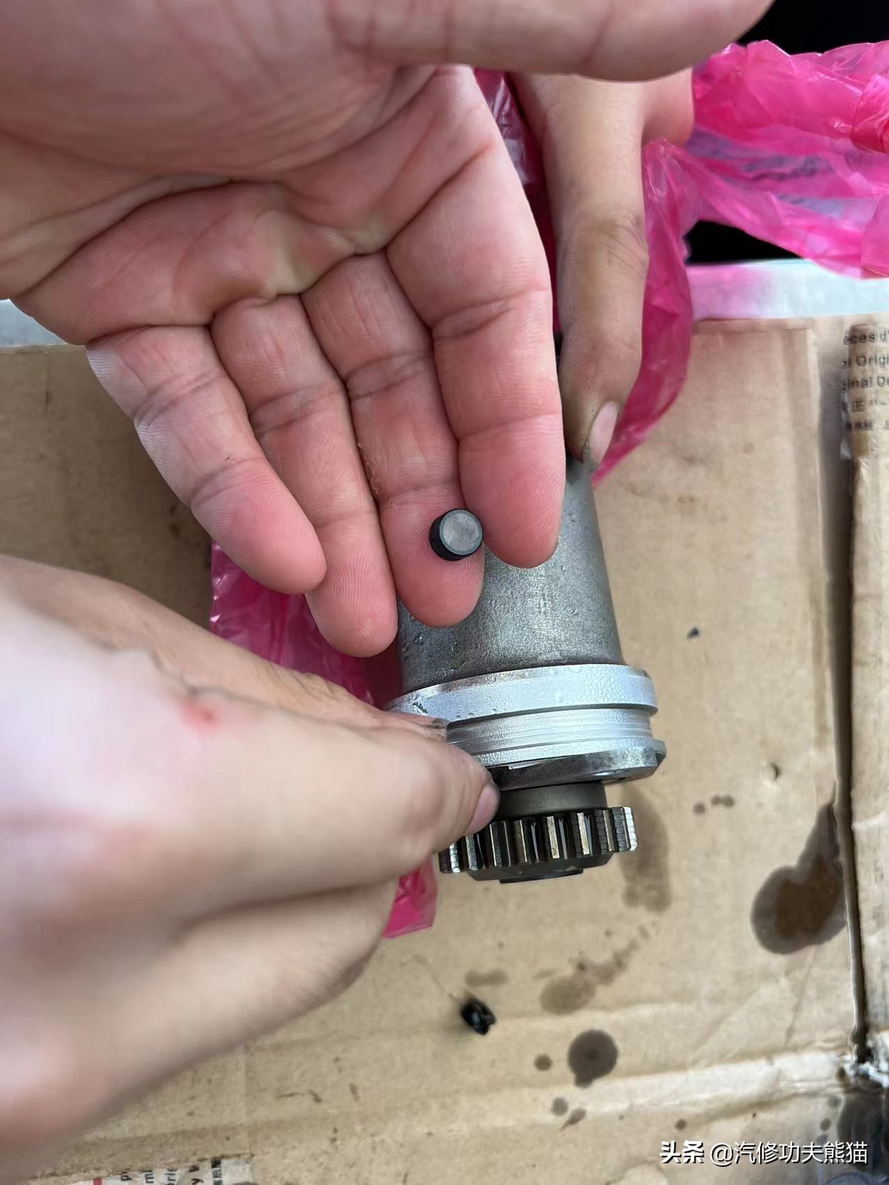 严谨的德国工人钣金修复,严谨的德国师傅修复事故车