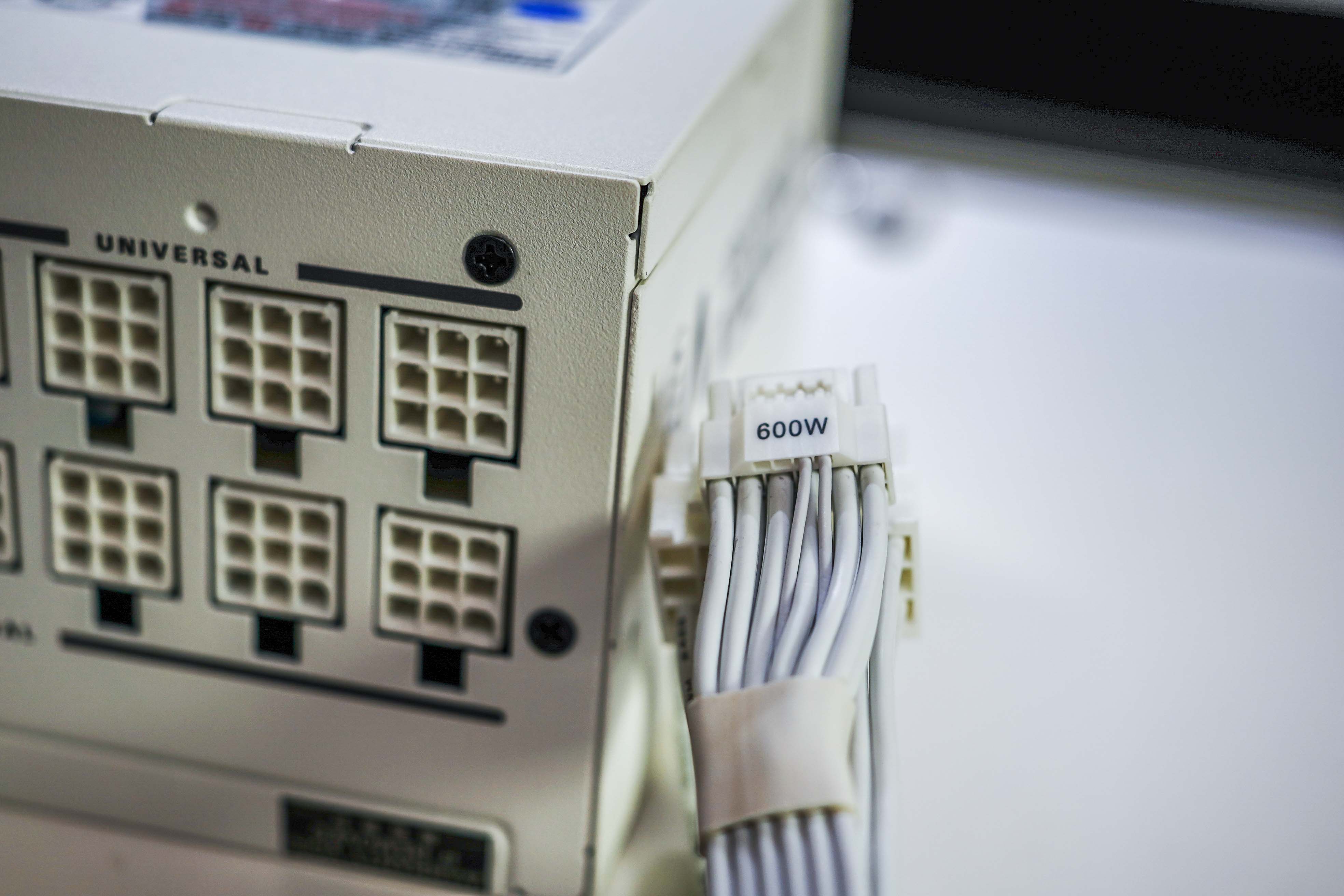 七彩虹橘影橙主机尺寸,橘影橙机箱装机推荐配置