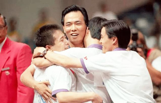 蔡振华的大背头从青丝到花白，中国体育一晃就是三十年