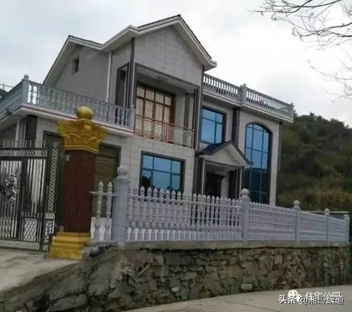 为什么年轻人都不愿意回到农村,为什么会有很多年轻人回到农村