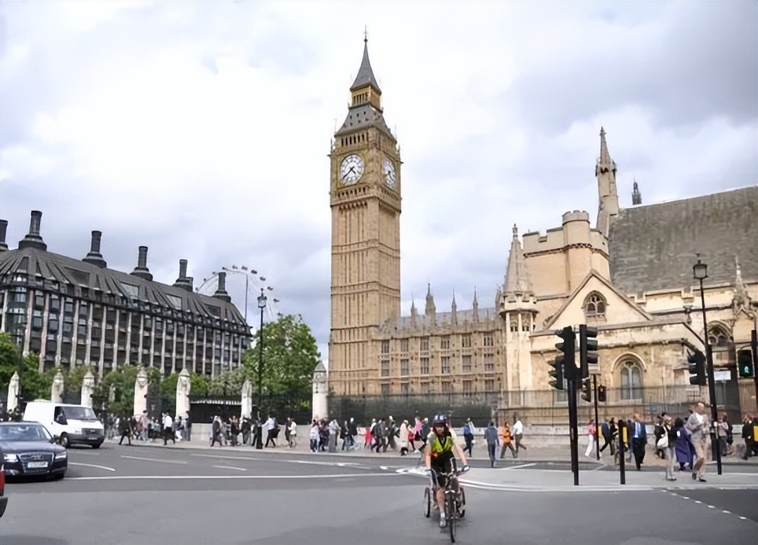 英国男子与华裔女富豪离婚,英国男子和富婆离婚