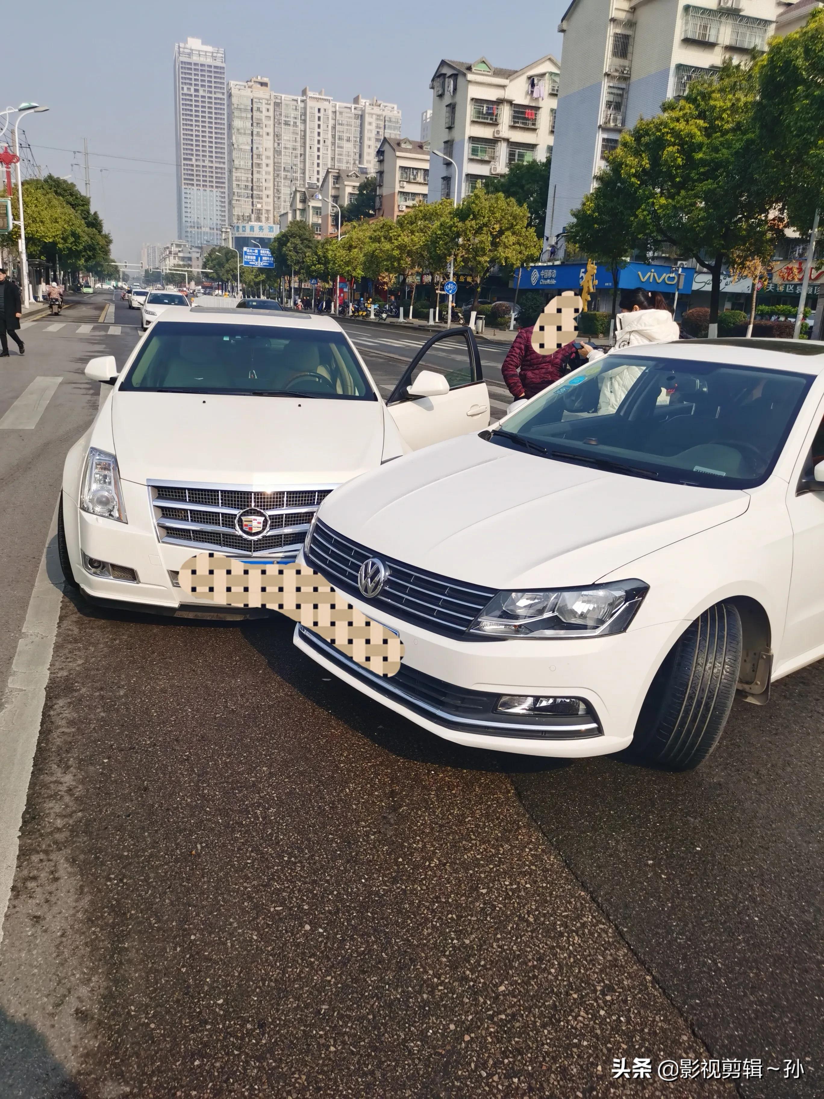 掉头被直行车撞车尾的责任,直行撞掉头责任划分标准