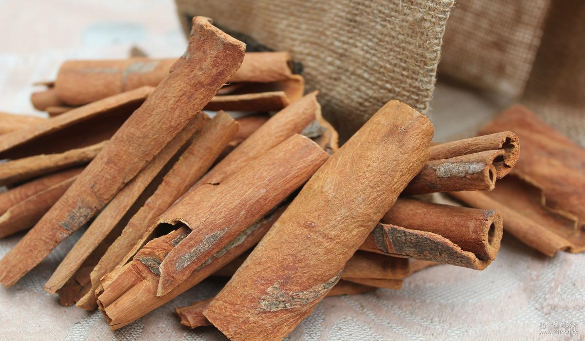 大米桶里放什么不生虫生活小妙招,大米生虫用什么办法驱赶虫子