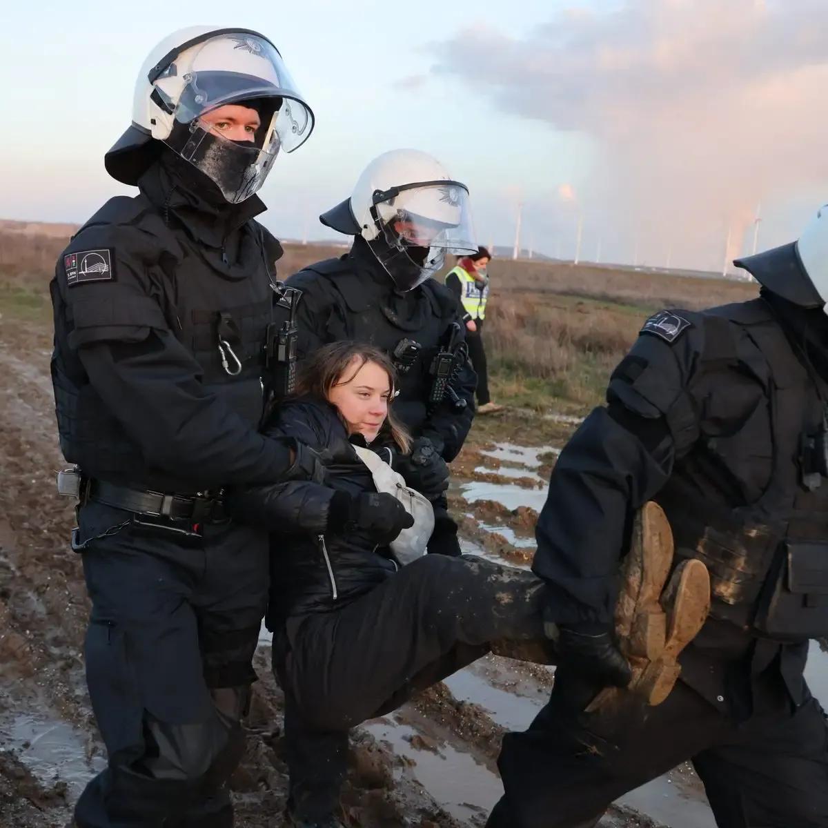 瑞典环保少女格蕾塔时代人物,环保少女格蕾塔被怼哭