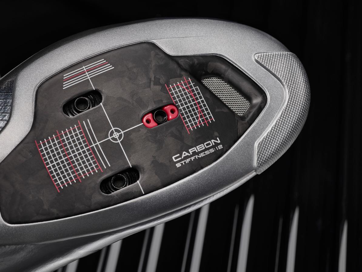 新手骑行无锁骑行鞋,自锁紧骑行鞋